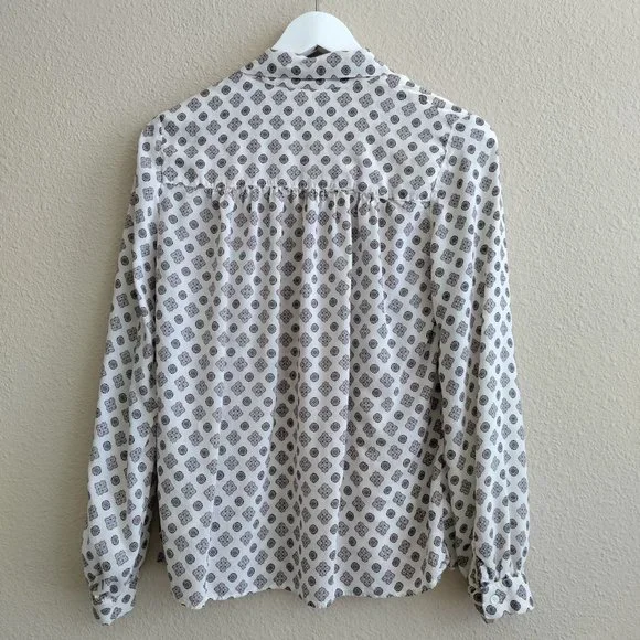 H&M Patterned Blouse with Ties Size 2 - Picture 6 of 16